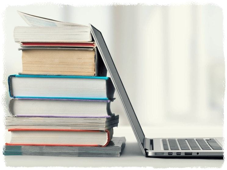 good-workplace-habits-reading Improve your work life and boost job satisfaction with these 36 good work habits to improve your productivity by being intentional.