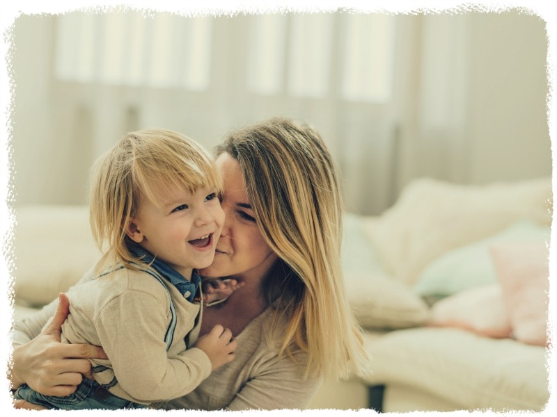 how-to-be-a-good-mom-kiss