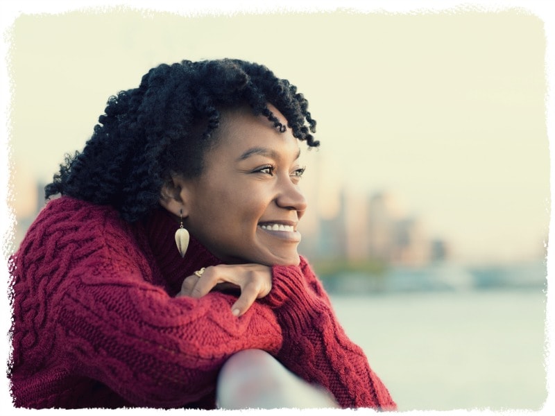 how-to-be-a-good-mom-smiling-woman Learn how to be a good mom tips and qualities of a good mother.