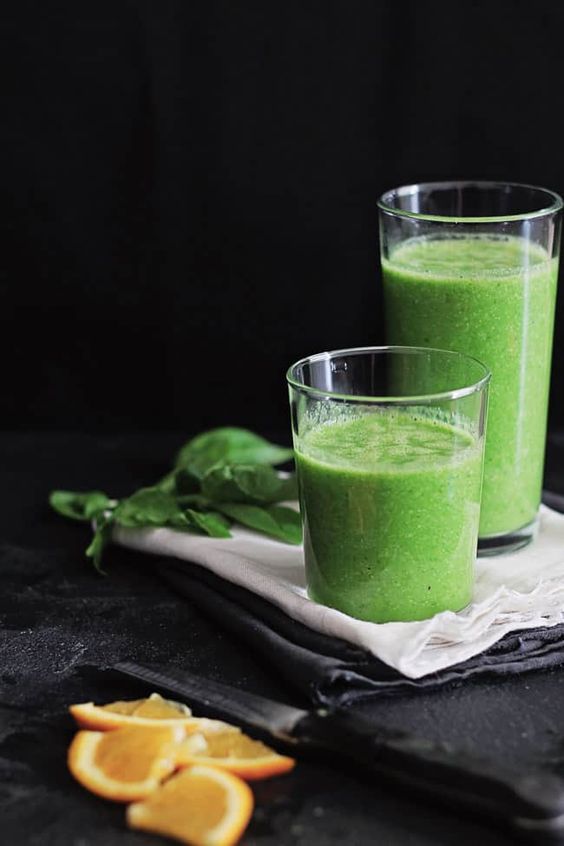 Discover the ease of preparation of simple green smoothie recipes in this awesome article.| green smoothie recipes for beginners | green smoothie ingredients | green smoothie benefits | fruit smoothies for beginners #healthyrecipes #nobake #healthyliving #healthlife #wellness #nutrition #natural