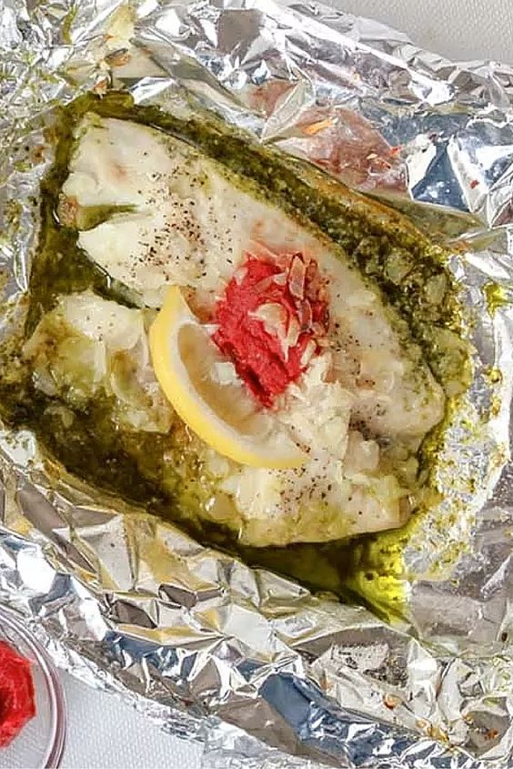 Discover how to prepare this tilapia and pesto dish for the slow cooker and other freezer crockpot meals in this awesome post. | freezer crockpot meals ready to go | meals that freeze well and reheat well | frozen meal recipes | make ahead meals to freeze #healthy #mealprep #healthyrecipes #healthylife #healthylifestyle #healtingeating #nobake #highprotein
