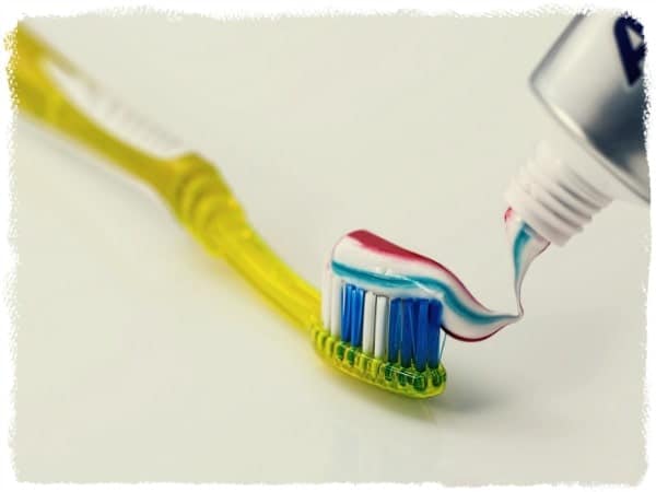 what is the healthiest toothpaste to use | is natural toothpaste better | what is the best organic toothpaste