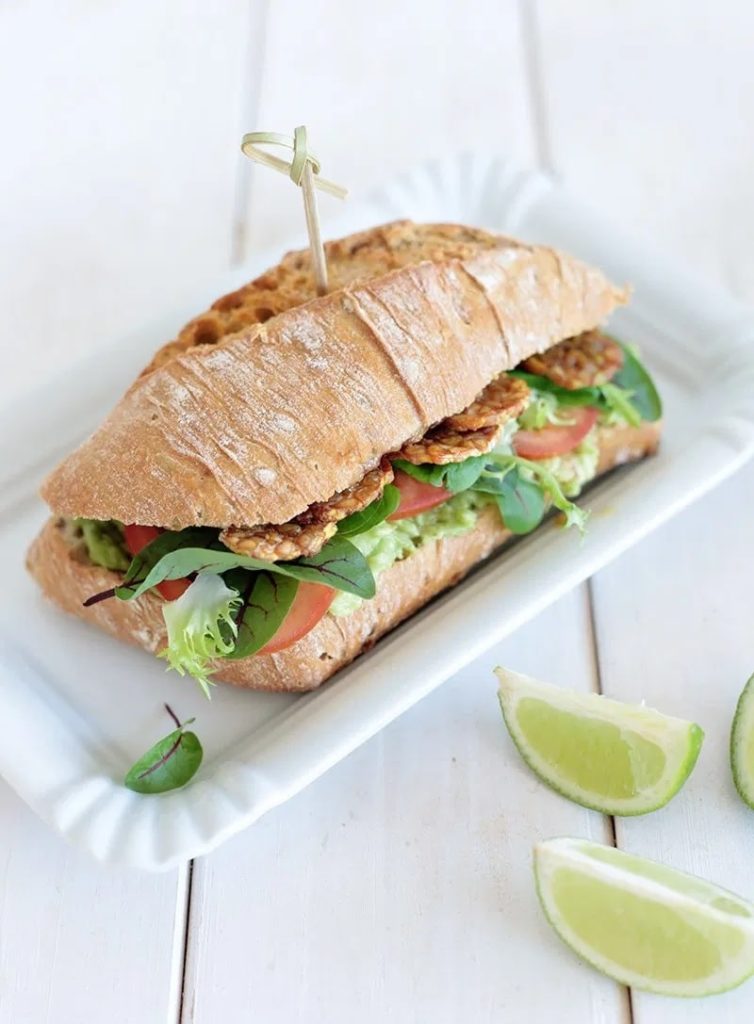 Avocado and Maple Glazed Tempeh Sandwich | vegan sandwich meat | low-calorie vegan sandwich recipes