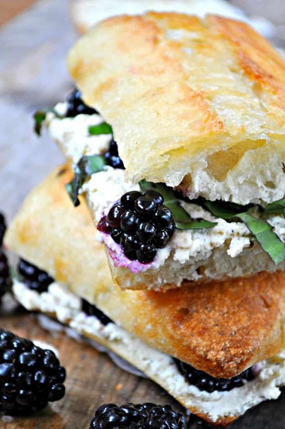 Blackberry, Basil, and Ricotta Pressed Sandwich | simple cold vegetarian sandwiches | vegan sandwich spread recipes